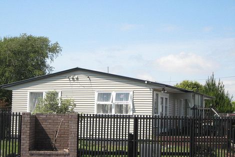 Photo of property in 14 Doreen Street, Aranui, Christchurch, 8061