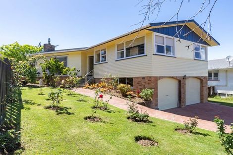 Photo of property in 15 Pasteur Place, New Windsor, Auckland, 0600