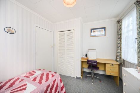Photo of property in 42 Ihle Street, Terrace End, Palmerston North, 4410