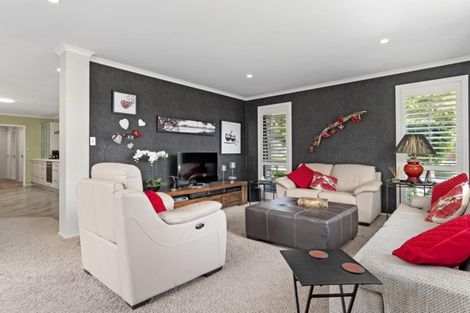 Photo of property in 21 Edwin Grove, Bethlehem, Tauranga, 3110