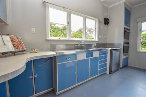 Photo of property in 50 Kent Street, Carterton, 5713