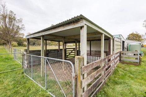 Photo of property in 660b Roberts Line, Kelvin Grove, Palmerston North, 4470