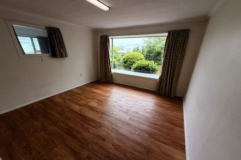 Photo of property in 8 Nyoli Street, Northcote, Christchurch, 8052