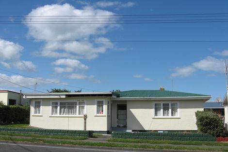 Photo of property in 22 Rangiora Street, Castlecliff, Whanganui, 4501