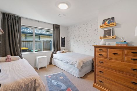 Photo of property in 11 Taggart Place, Sockburn, Christchurch, 8042