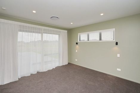 Photo of property in 14 Texel Crescent, West Melton, 7618