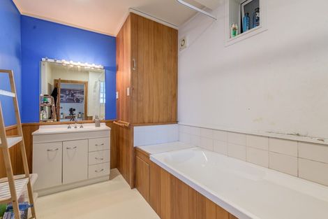 Photo of property in 148 The Esplanade, Houghton Bay, Wellington, 6023