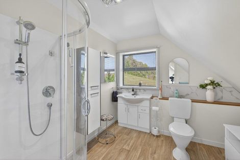 Photo of property in 25 Hanawera Ridge Road, Manakau, Otaki, 5583