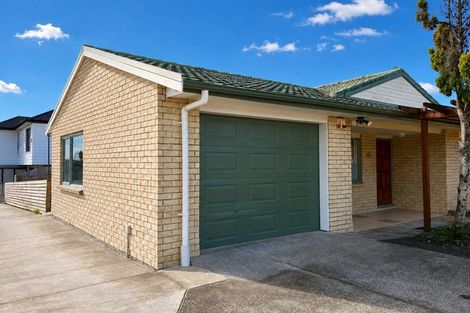 Photo of property in 48 Medvale Avenue, Flat Bush, Auckland, 2019