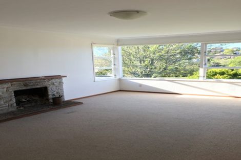 Photo of property in 16 Linley Place, Hillcrest, Auckland, 0627