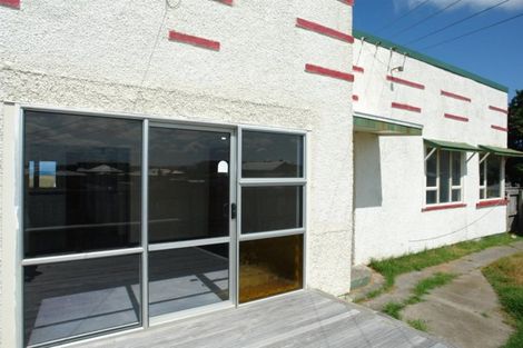 Photo of property in 21 Middlesex Street, Patea, 4520