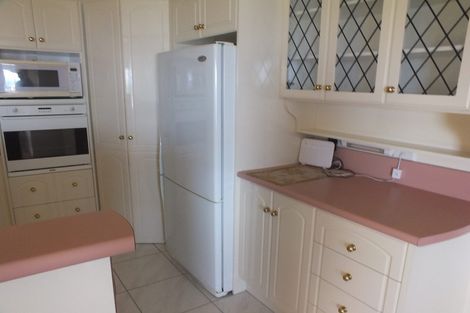 Photo of property in 9 Harry Ell Drive, Cashmere, Christchurch, 8022