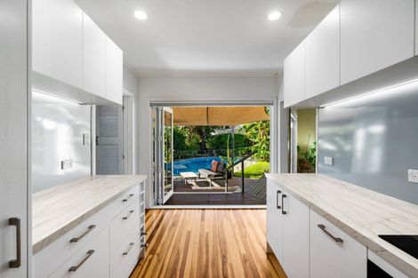 Photo of property in 57a Church Road, Taradale, Napier, 4112