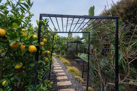 Photo of property in 27 Palmer Crescent, Mission Bay, Auckland, 1071