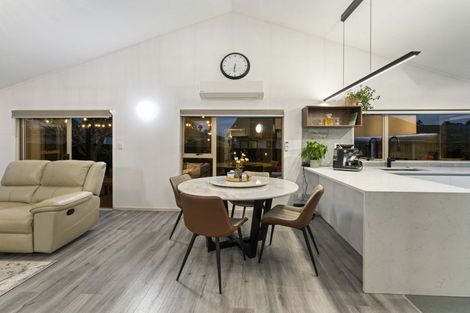 Photo of property in 75 Kamara Road, Glen Eden, Auckland, 0602