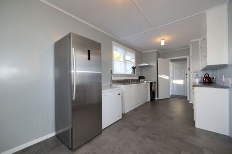 Photo of property in 913 Kiwi Street, Camberley, Hastings, 4120