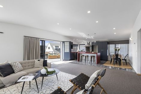 Photo of property in 2/2 Rhodes Fall, Rangatira Park, Taupo, 3330