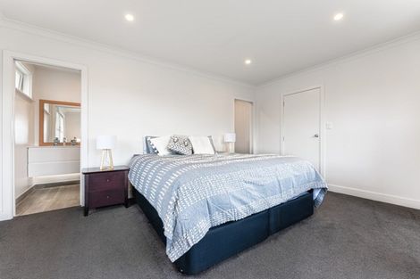 Photo of property in 59 Graham Avenue, Te Atatu Peninsula, Auckland, 0610