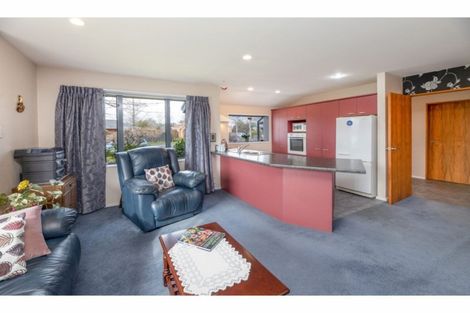 Photo of property in 16 Riegler Place, Belfast, Christchurch, 8051