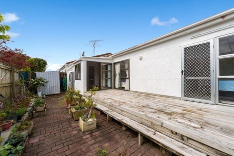 Photo of property in 4/77 Nile Road, Milford, Auckland, 0620