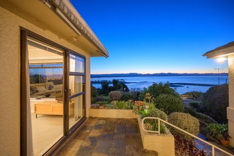 Photo of property in 42 Victoria Heights, Stepneyville, Nelson, 7010