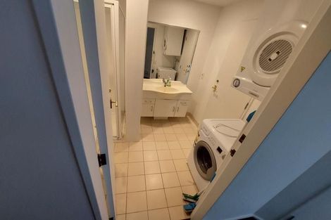 Photo of property in Courtenay Apartments, 507/120 Courtenay Place, Te Aro, Wellington, 6011