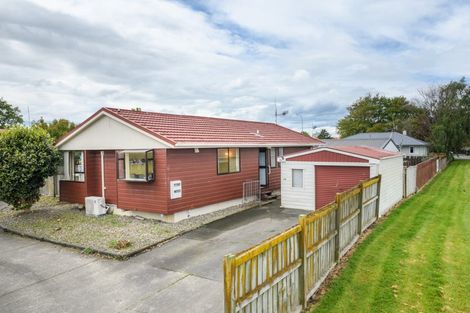 Photo of property in 2/685 Pioneer Highway, Highbury, Palmerston North, 4412