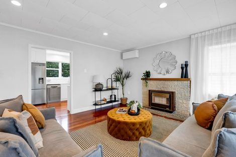 Photo of property in 93 Govett Avenue, Frankleigh Park, New Plymouth, 4310