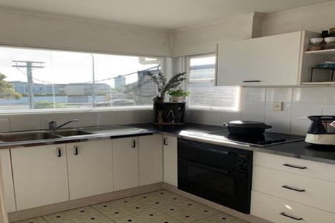 Photo of property in 35 Kitchener Road, Takapuna, Auckland, 0622