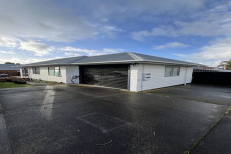 Photo of property in 2/19 Oratu Place, Manurewa, Auckland, 2102