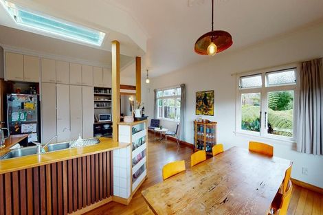 Photo of property in 6 Taranaki Street, Saint Johns Hill, Whanganui, 4501