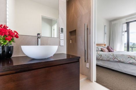 Photo of property in 2/164 Fencourt Road, Cambridge, 3496