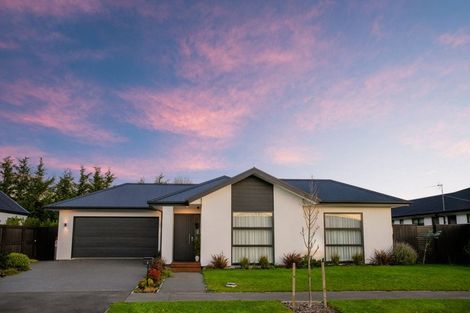 Photo of property in 4 Tussle Grove, Halswell, Christchurch, 8025