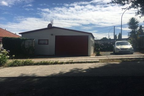 Photo of property in 94 Forest Lake Road, Forest Lake, Hamilton, 3200