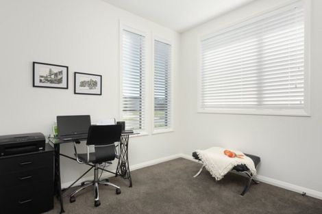 Photo of property in 39 Kahuparere Crescent, Pyes Pa, Tauranga, 3112