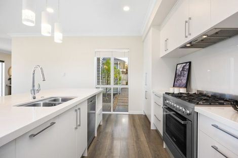 Photo of property in 5 Greyfort Road, Silverdale, 0932