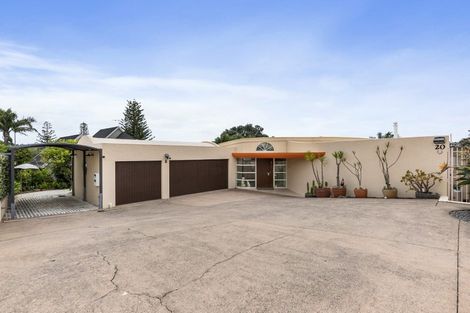 Photo of property in 20 Pacific Parade, Army Bay, Whangaparaoa, 0930