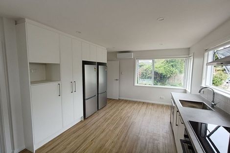 Photo of property in 8 Lyall Place, Bryndwr, Christchurch, 8053