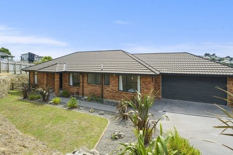Photo of property in 22 Aotea Drive, Aotea, Porirua, 5024