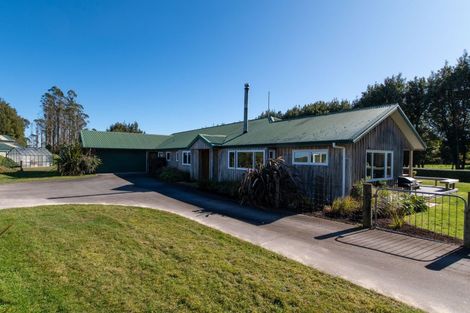 Photo of property in 99 Kapukapu Road, Hamurana, Rotorua, 3096