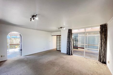 Photo of property in 35 Stanniland Street, Sunnyhills, Auckland, 2010