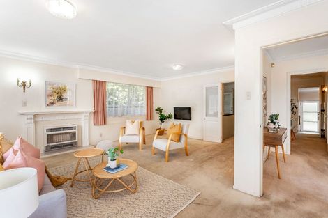 Photo of property in 244b Waiwhetu Road, Waterloo, Lower Hutt, 5011