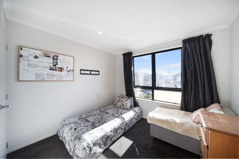 Photo of property in 70 Kaimoana Street, Weymouth, Auckland, 2103