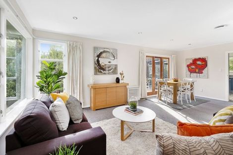 Photo of property in 140 Broderick Road, Johnsonville, Wellington, 6037