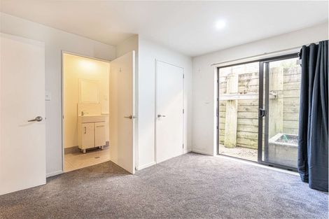 Photo of property in 11 Gordon Place, Newtown, Wellington, 6021