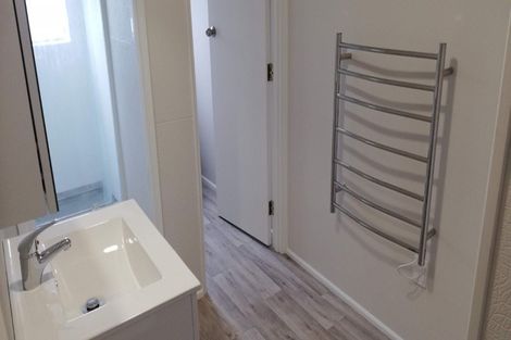 Photo of property in 2/29 Brockworth Place, Riccarton, Christchurch, 8011