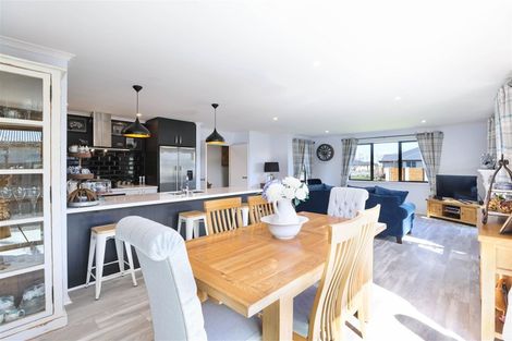 Photo of property in 10 Whiteoak Grove, Tinwald, Ashburton, 7700