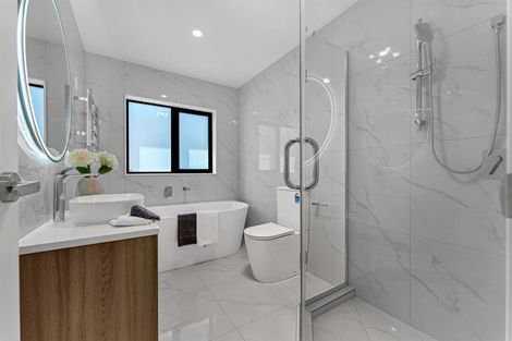 Photo of property in 1/13 Blockhouse Bay Road, Avondale, Auckland, 1026