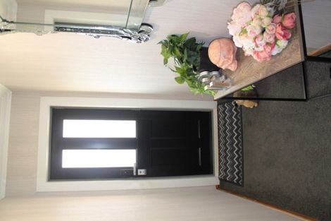 Photo of property in 10 Goodwin Street, Tirau, 3410