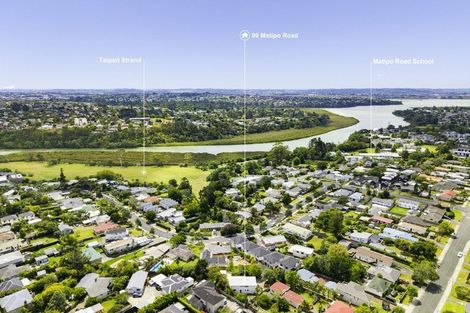 Photo of property in 99 Matipo Road, Te Atatu Peninsula, Auckland, 0610